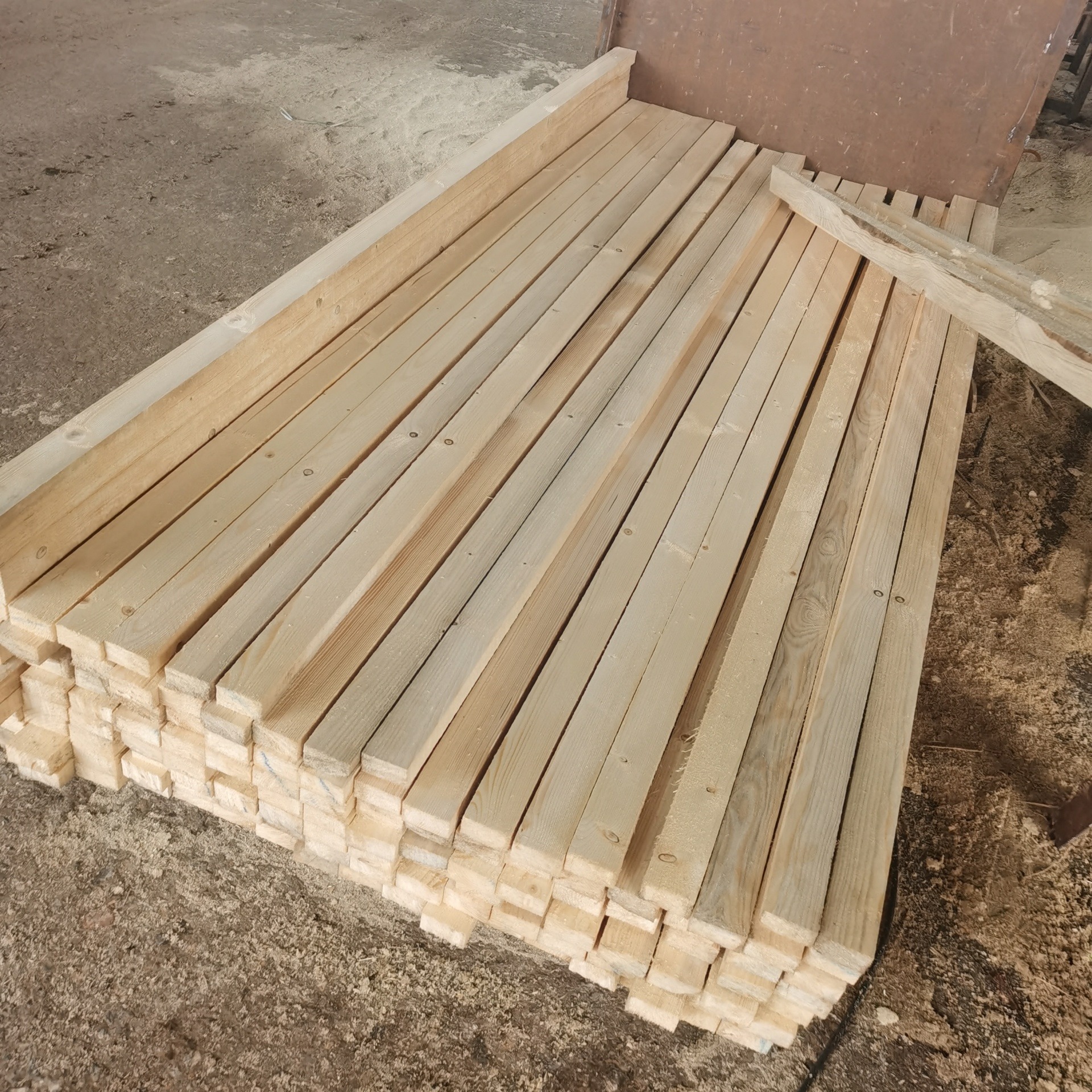万家木业 普通木方价钱 桥梁专用方木 模板木方价格