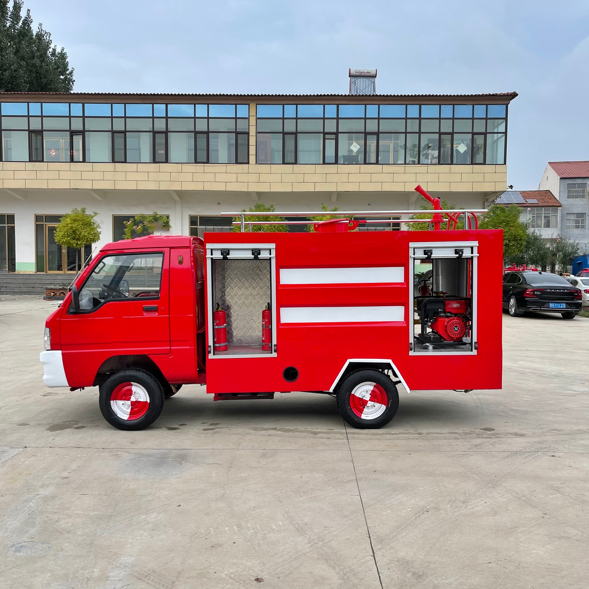新能源电动消防车 微型水罐救援车 园林灌溉喷洒消防车 中运威