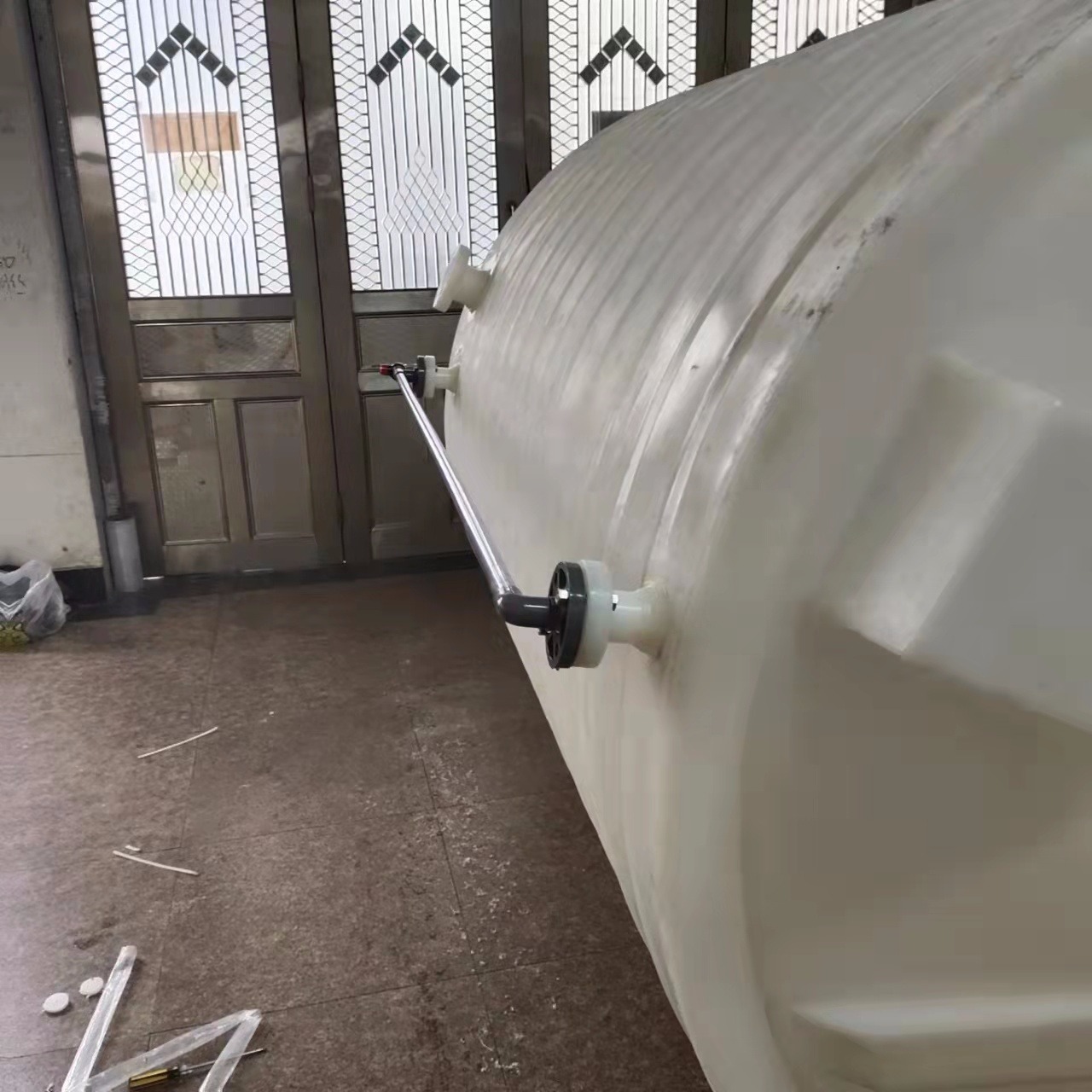 海南瑞通容器厂家直销3000L 塑料水塔 一级RO水箱 15立方 刻度桶