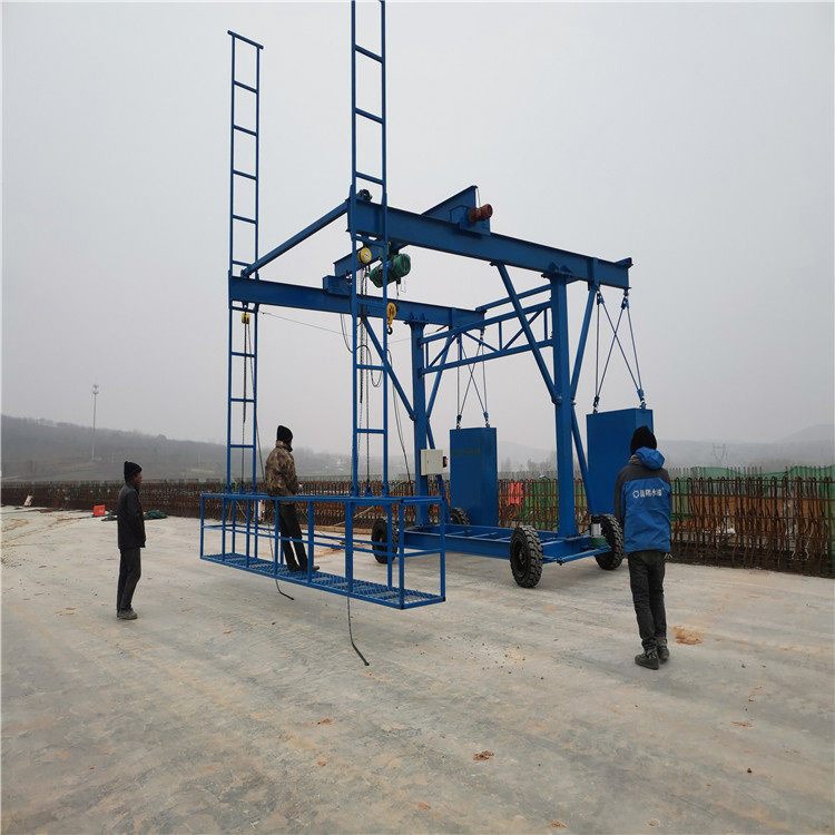 宇鑫 2吨护栏台车 模板台车 自行走的护栏台车图片