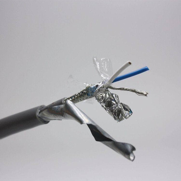 津宗野外耐油污电缆 阻燃耐油耐磨金属屏蔽电缆量多价优
