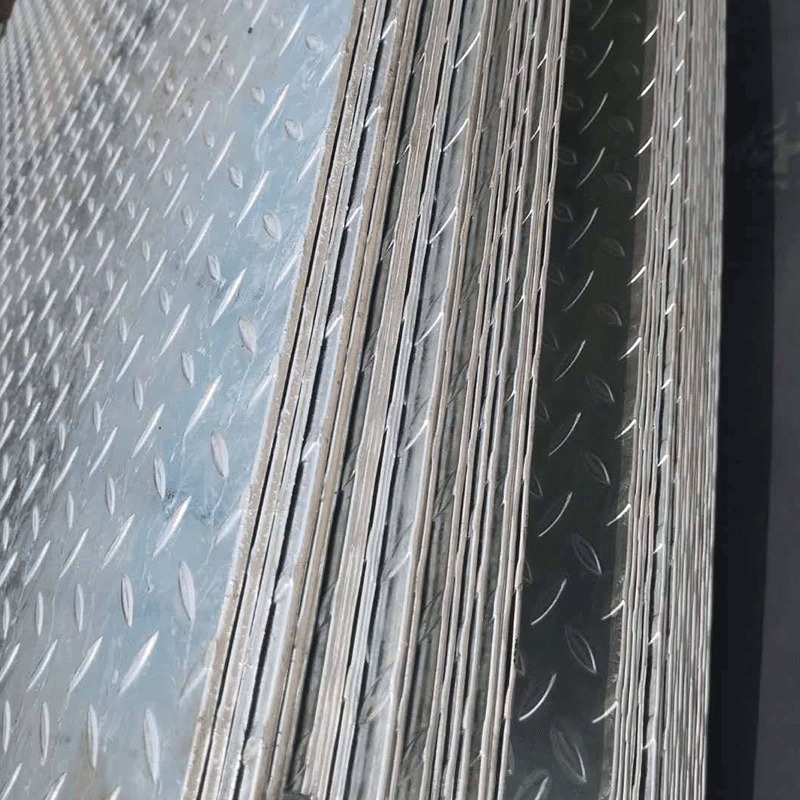 广东厂家H-Q235B 楼层平台花纹钢板 卷板热轧镀锌花纹板开平定尺图片