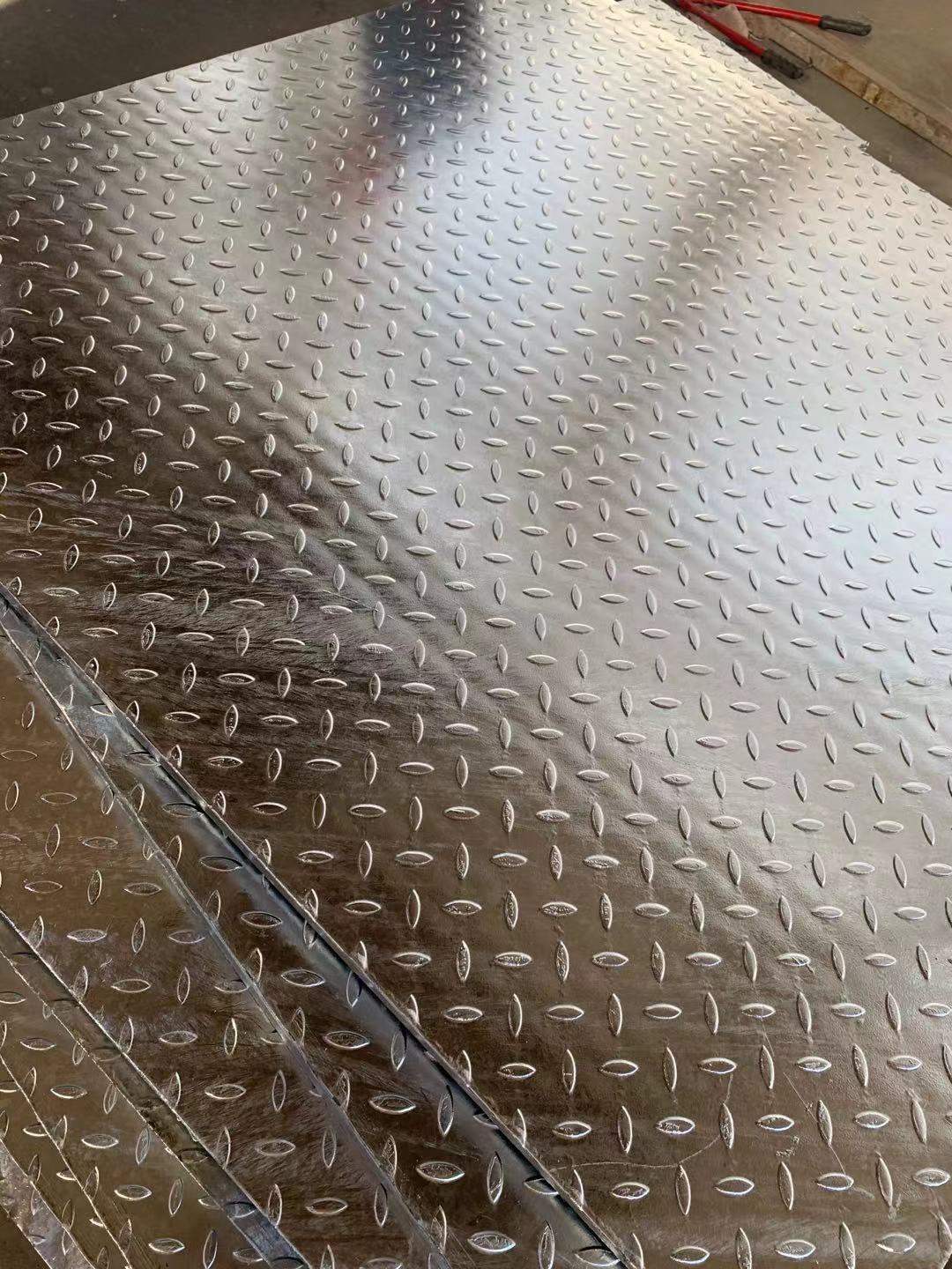 不锈钢格栅板 凯之睿沟盖板平台踏步板  热铸锌钢格板厂家