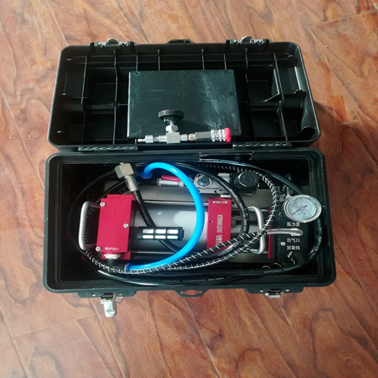 厂家直销便携式氮气弹簧充气泵 设计合理轻便小巧 山东欣诺模具弹簧充氮气增压泵设备