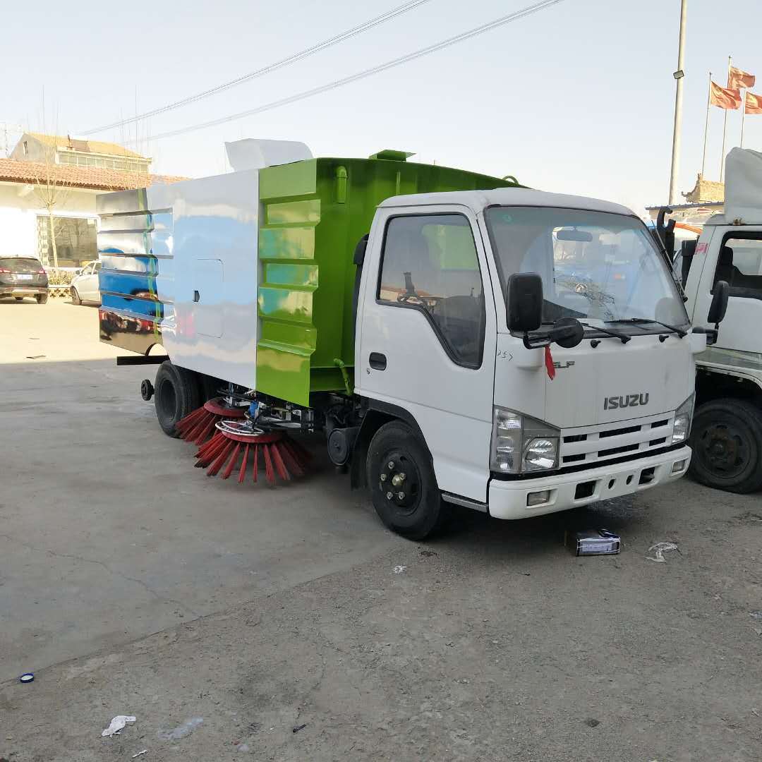 常年出售 大型扫路车 东风8吨扫地车 供应二手吸尘车  东风 全国直销