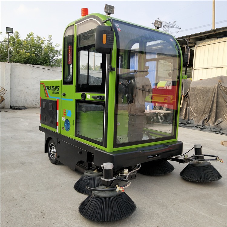 现车出售小型扫地车 电动扫路车 吸尘式扫路车