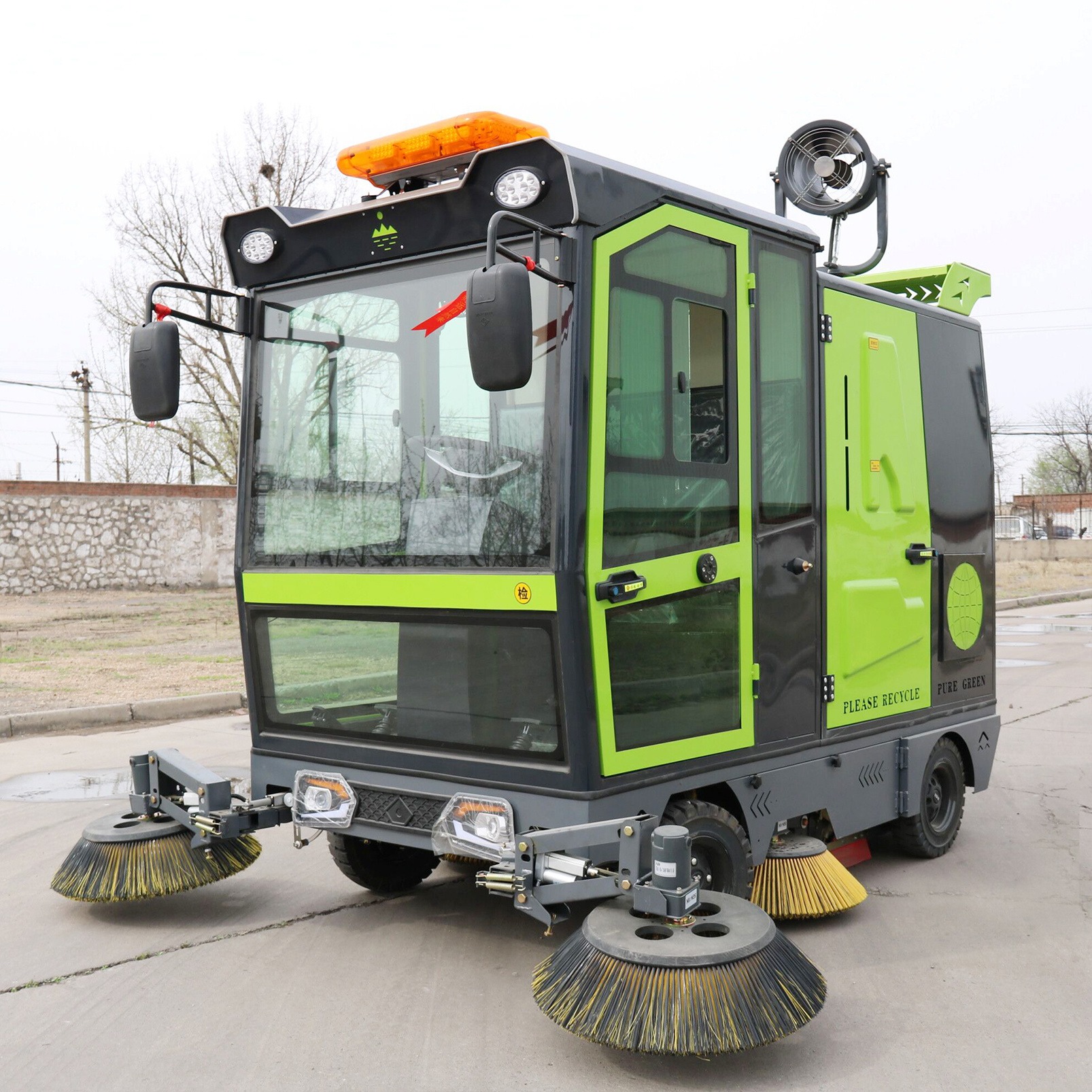 景区小型电动扫地车 环卫街道清扫车 吸尘扫地机