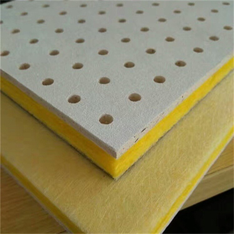英邦专业定制各种型号 穿孔石膏吸音板 穿孔硅酸钙复合吸音板 机房隔音墙面吊顶