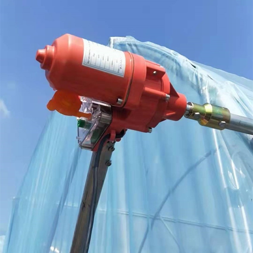 哈尔滨大棚防风卷膜器，电动卷膜器爬升器  一键开关方便省力