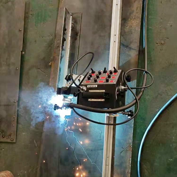 焊镭 机械手焊接应用 小型自动焊接机器人 诚招代理