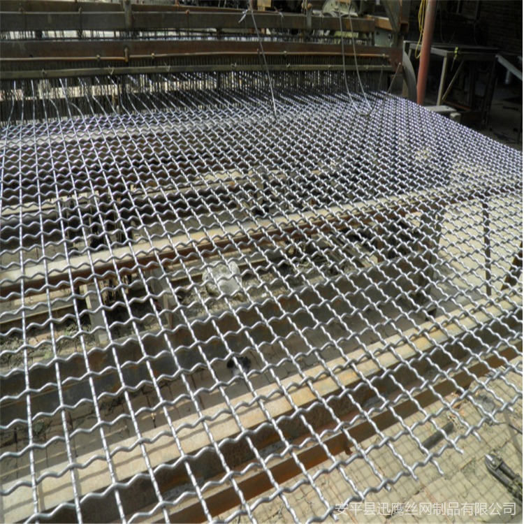合肥市防护网厂家  不锈钢水泥厂防护板    迅鹰工地安全防护板