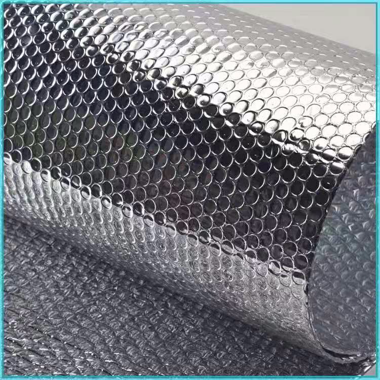 铝箔隔热膜对比铝箔橡塑棉施工便捷 东欧铝箔复合气泡膜图片