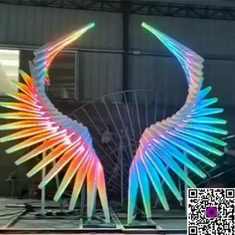 led造型灯文旅灯光节  led互动翅膀，   让你可以“挥舞翅膀”的艺术互动装置。图片