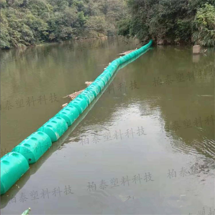 云贵川山区水电站拦漂排装置 组合式浮筒夹网式拦污导漂排施工图片