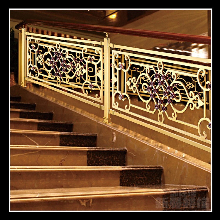 磐石多款金色铜楼梯 被新曼导演得栩栩如生图片