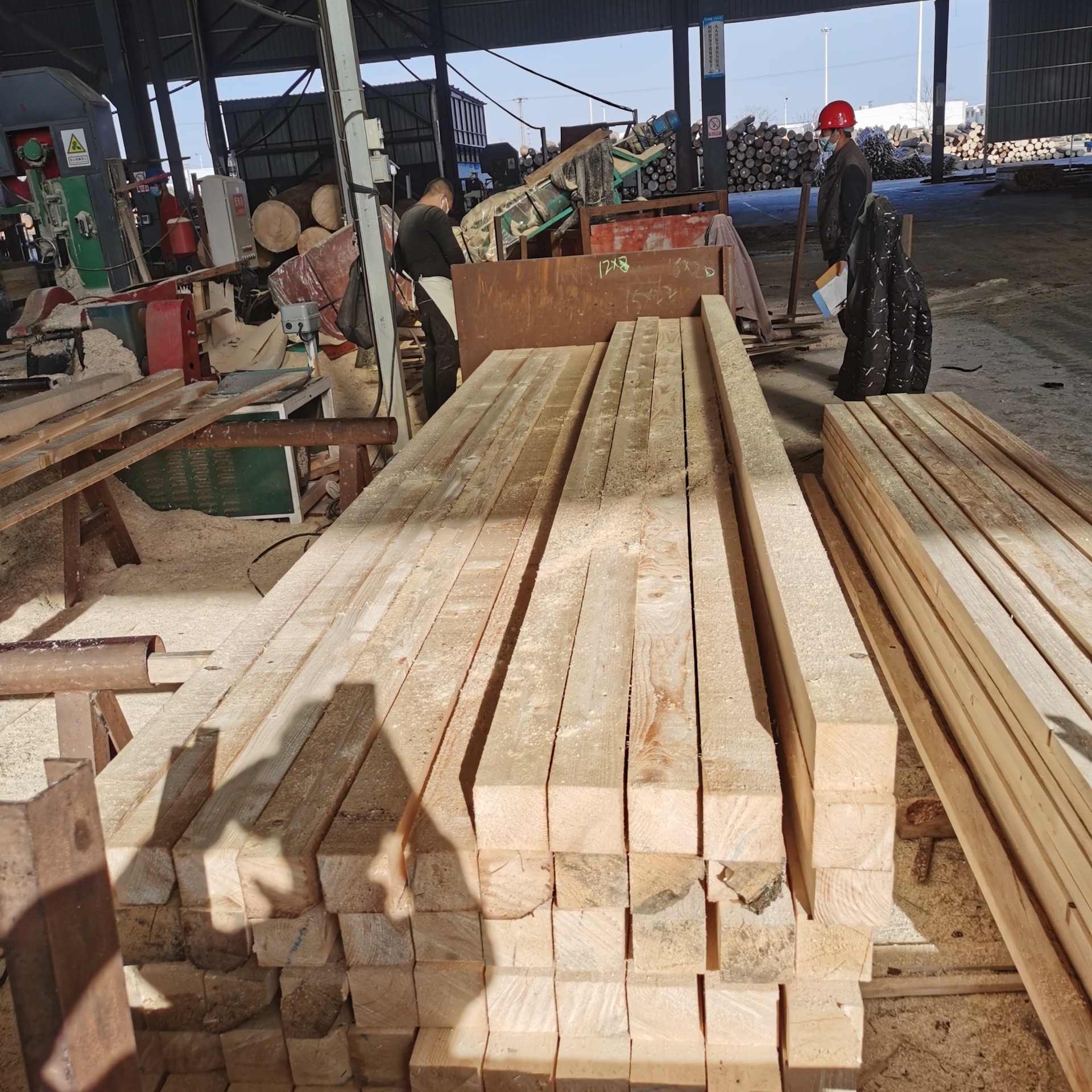 万家木业 铁杉建筑木方 不变形蓝变 厂家大量供应木方条