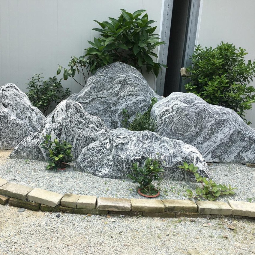 黄石泰山石切片造型美数量多 福临源泰山石切片可做景墙草坪石