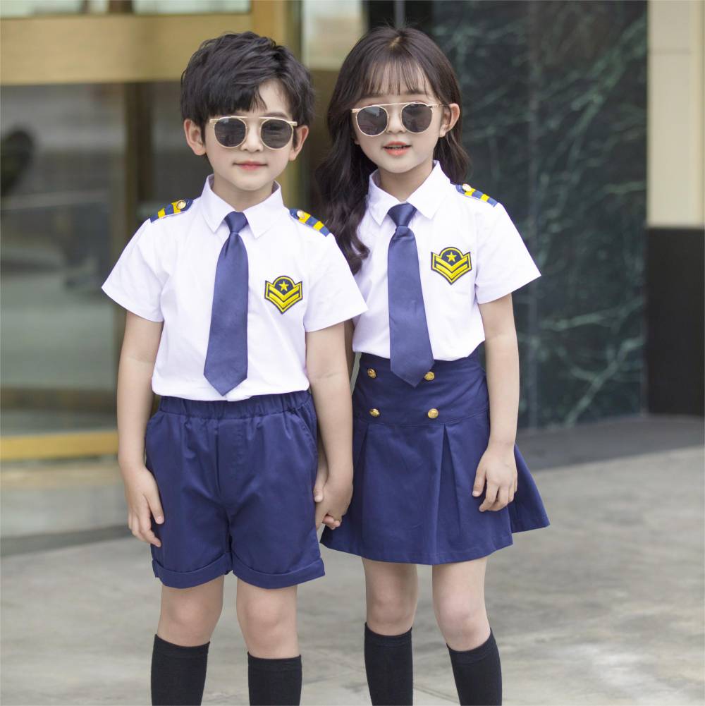 拉 萨春季幼儿园园服定制款式多样颜色靓丽拉 萨七朵童爱定购校服