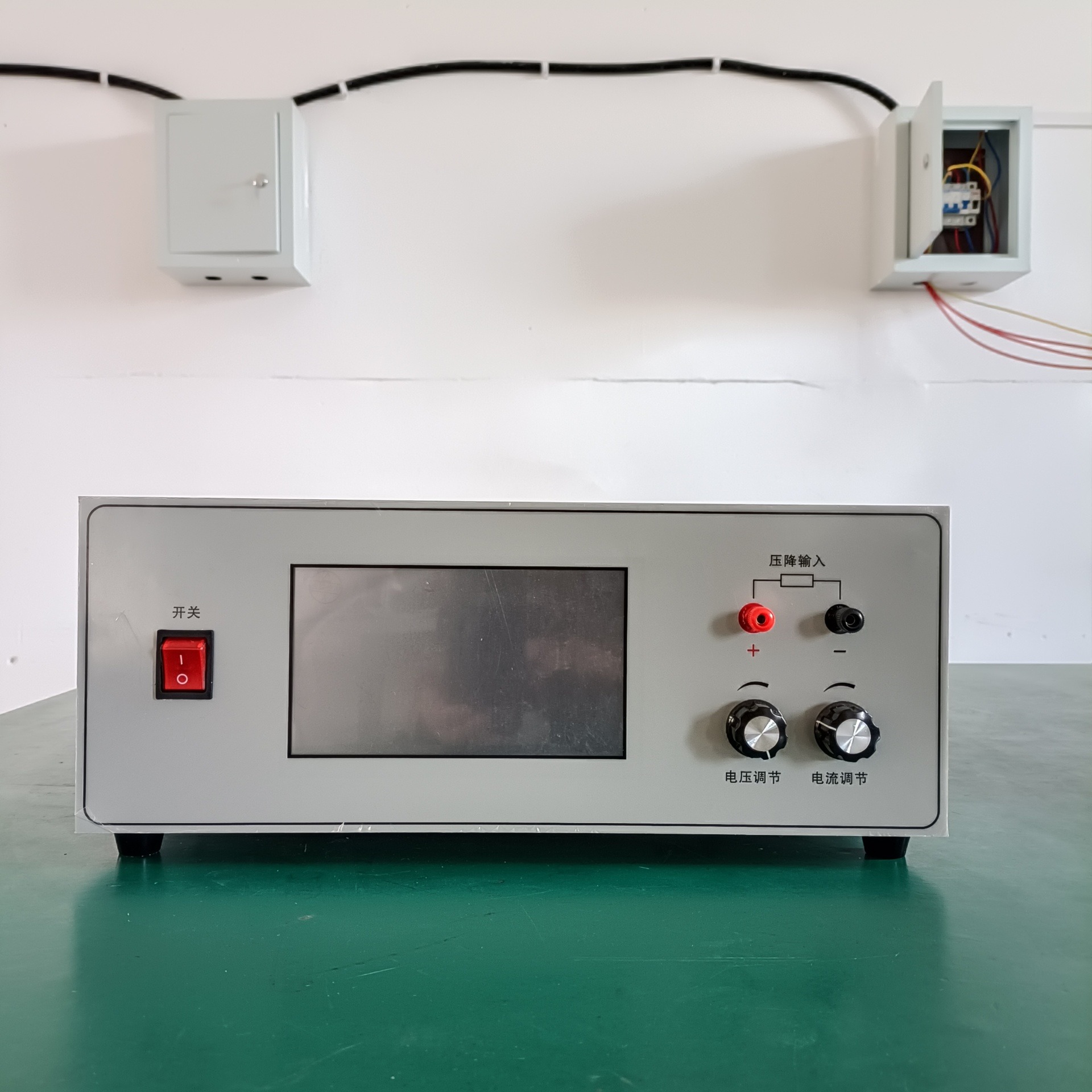 利鑫电子DX-100/200/300-30系列端子线束压降全自动测试仪，电压降测试仪DX-10030