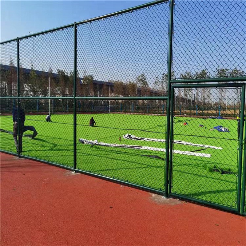 球场围网学校体育场围栏包塑勾花铁丝网足球篮球场围网 球场围栏峰尚安