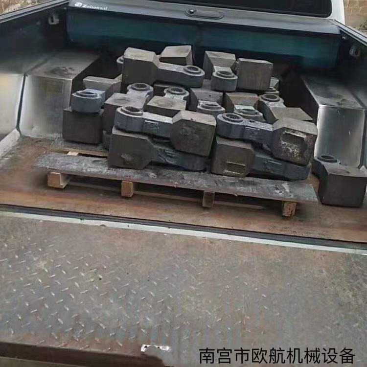 欧航供应 制砂机板凳锤 矿山设备配件 耐磨合金方锤